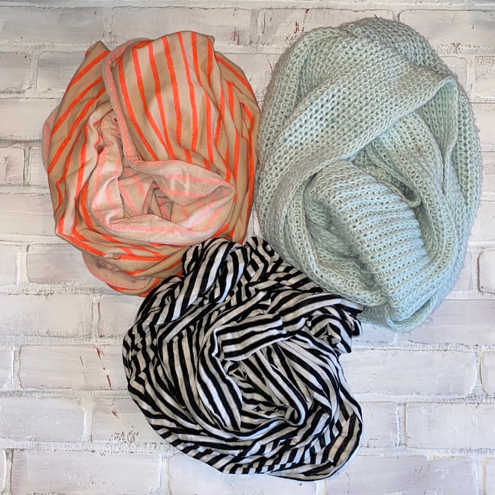 Infinity scarf knit striped bundle!!